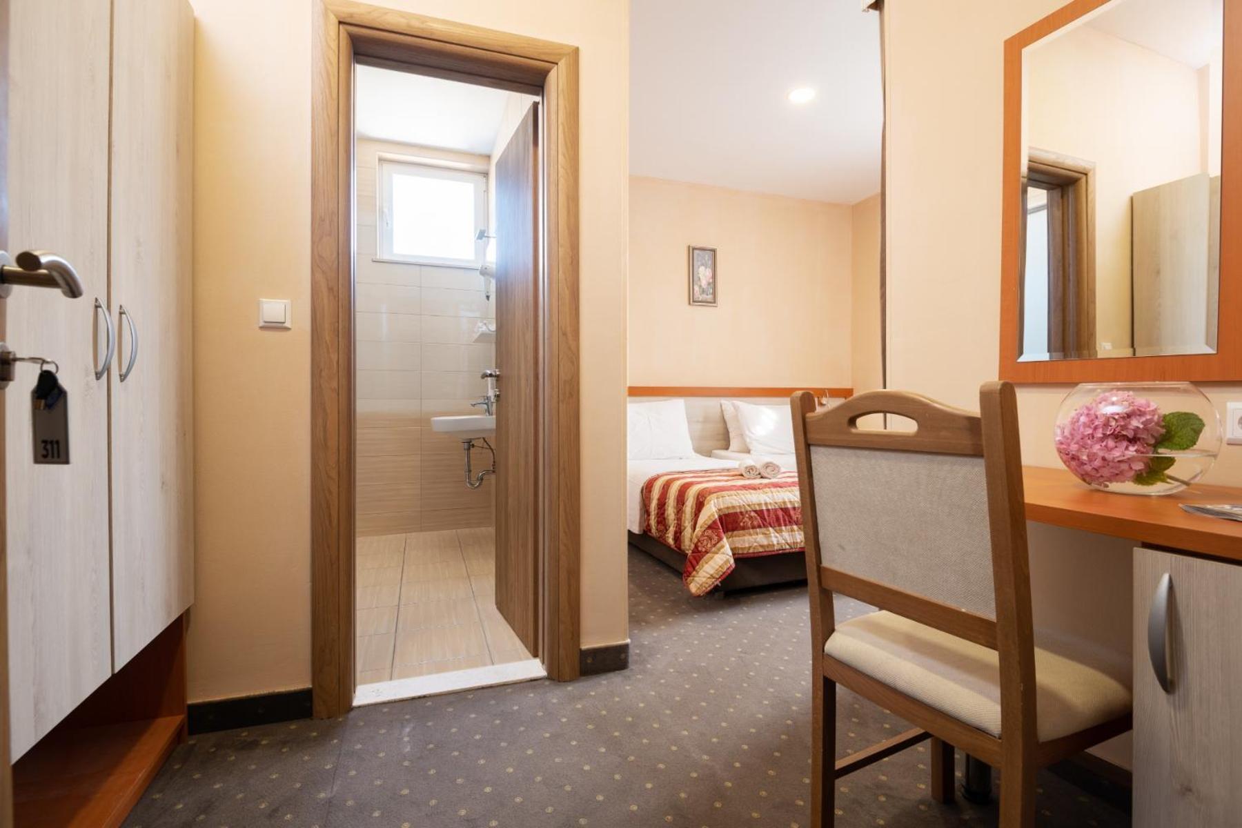 Hotel Luna Неум Номер фото